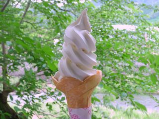 ソフトクリーム冬季販売休止のご案内